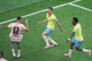 守得云开!马丁内利本赛季3次替补亮相终进球+绝杀日本