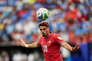ESPN：世界杯“智能足球”革新足球赛事，充电同样重要！