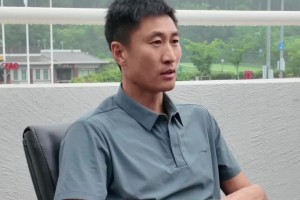 马宁：给C罗黄牌没有任何压力，我见到大牌球员不发怵