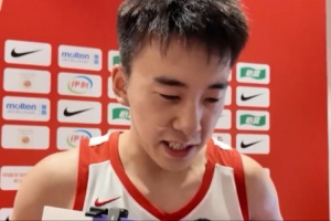 王俊杰:长沙赛后状态略显低落,深夜与郭导交谈后情绪好转