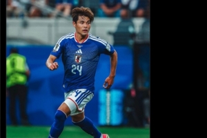 日本队以4-0战胜突尼斯,美因茨官方社交媒体祝贺佐野海舟