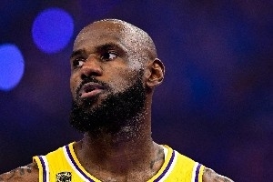 季后赛最耀眼球员Top10：詹姆斯全力绽放 CC迈向巨星之路 大头加冕