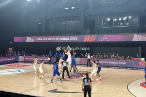 博主：七队球探及多所NCAA名校教练现场观看中国U17对委内瑞拉的较量
