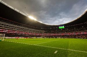 记者：FIFA以天气为由推迟比赛，实则更担忧安全问题