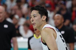 河村勇辉加入步行者训练，未受影响，日本队仍胜我国